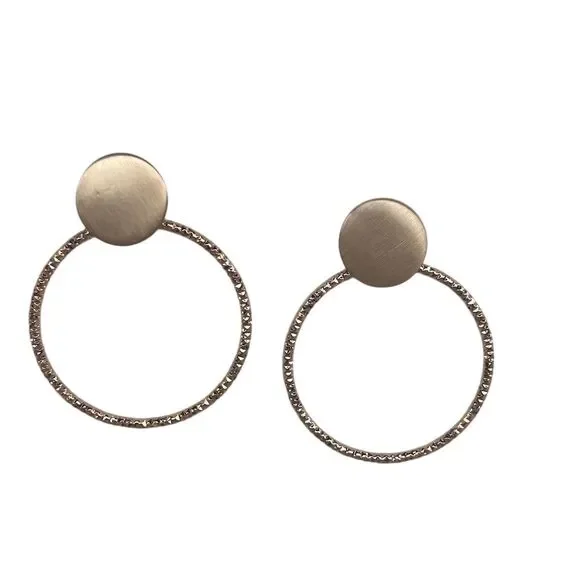 Gold Textured Hoop Earrings with Round Disc Studs Lightweight Standard OS - Picture 2 of 5